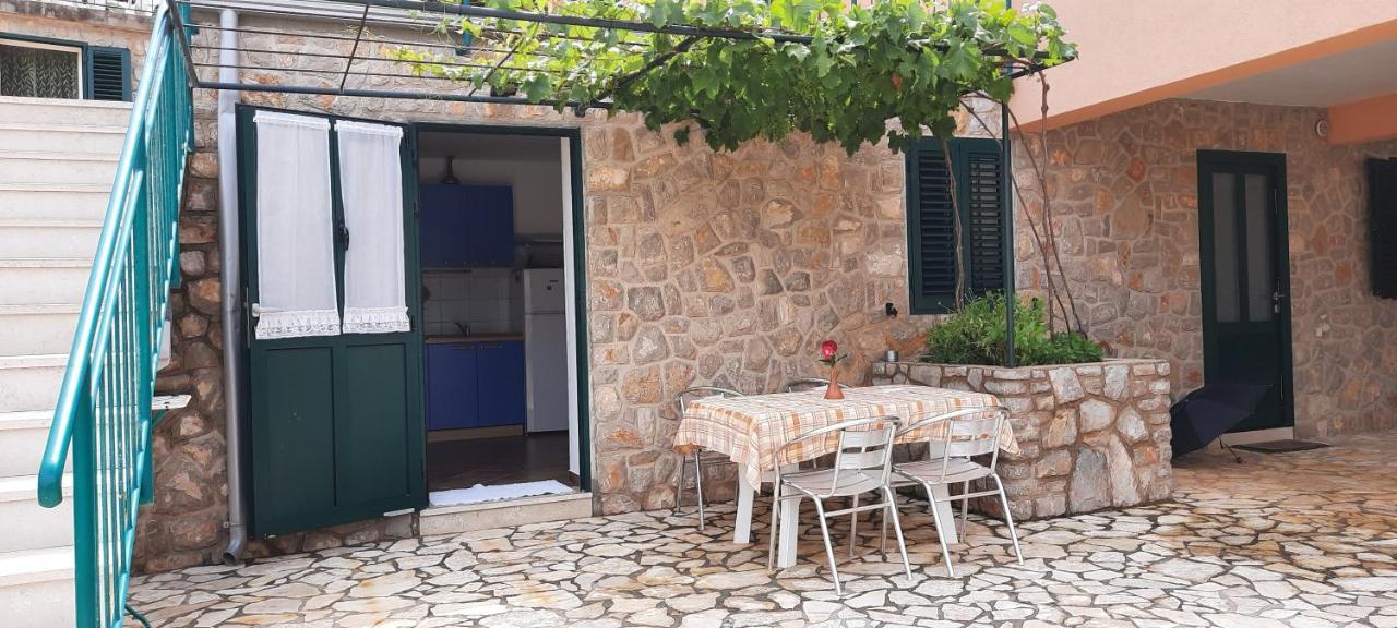 Antonio Apartman 2 Veli Lošinj Buitenkant foto